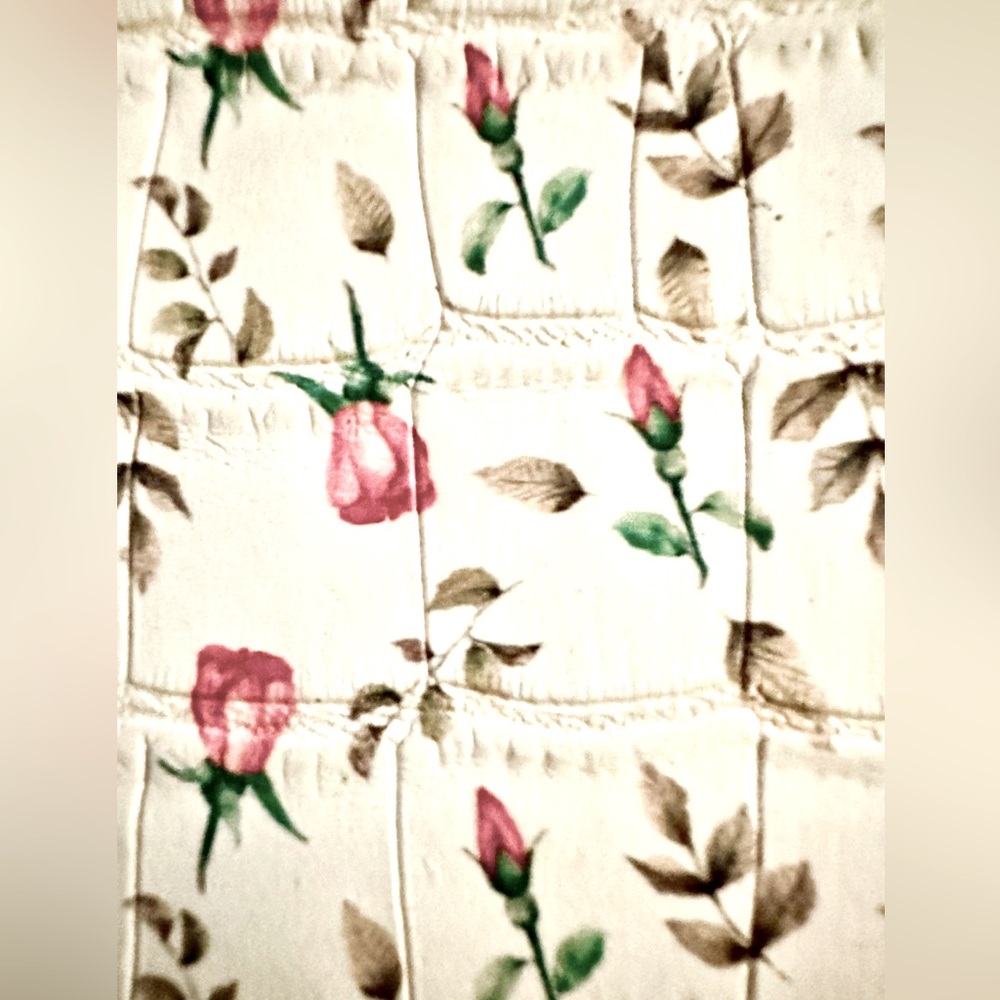 Betsey Johnson Floral Wallet/Card Case - Picture 8 of 9